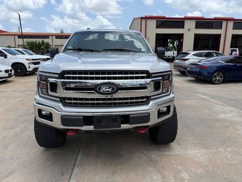 Used 2018 Ford F150 XLT AWD/4WD image 2