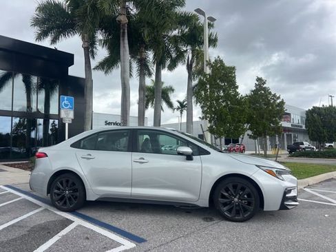 Used 2024 Toyota Corolla SE FWD image 7