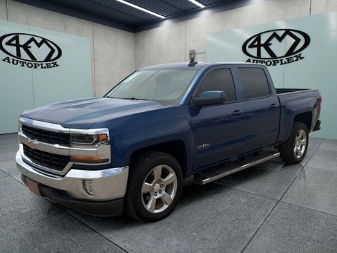 Used 2018 Chevrolet Silverado 1500 LT w/ Texas Edition RWD image 7