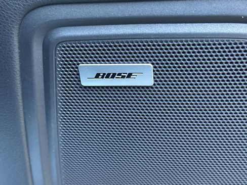 New 2026 Porsche Macan image 35