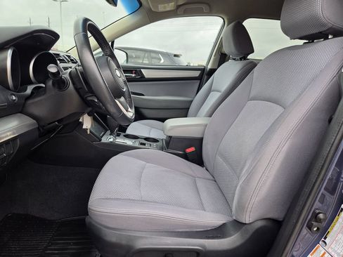 Used 2018 Subaru Outback 2.5i Premium AWD/4WD image 25