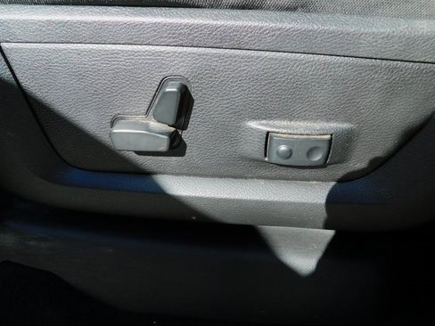 Used 2024 RAM 2500 Big Horn image 8