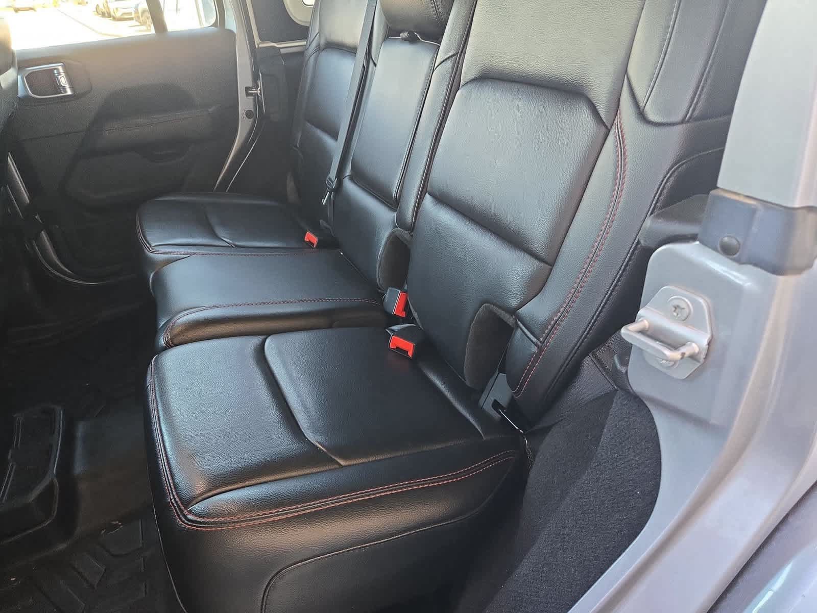 Used 2020 Jeep Wrangler Unlimited Rubicon AWD/4WD image 19