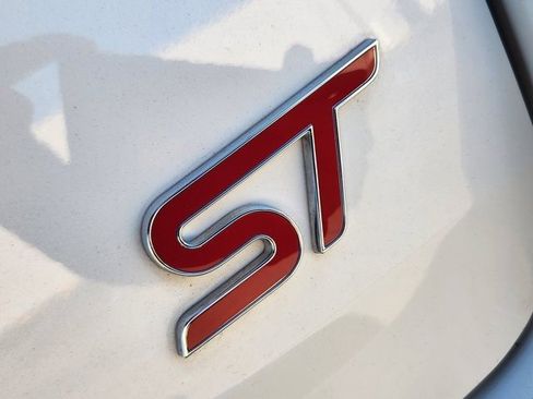 Used 2022 Ford Explorer ST w/ Equipment Group 401A image 11