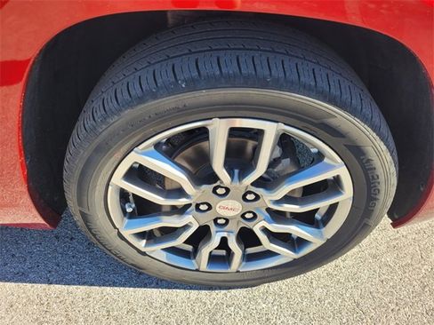 Used 2022 GMC Terrain Denali image 18