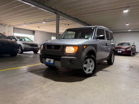 Used 2004 Honda Element EX image 1