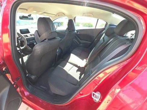 Used 2017 MAZDA MAZDA3 Sport w/ Preferred Equipment Package FWD image 11