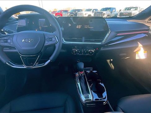 New 2026 Chevrolet Trax RS image 5