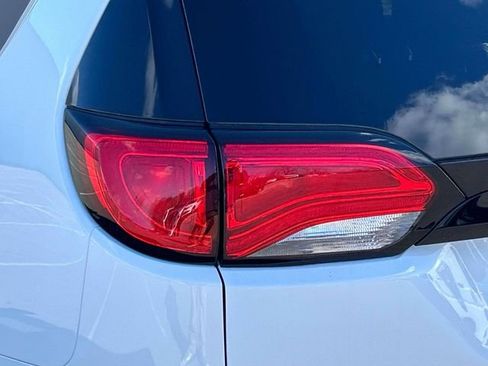 New 2026 Chrysler Voyager LX image 10