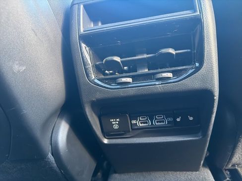 Used 2024 Jeep Grand Cherokee Overland w/ Trailer Tow Package image 27