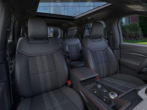 New 2026 Ford Explorer ST-Line w/ ST-Line Street Pack AWD/4WD image 10