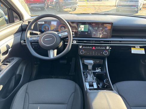 New 2026 Hyundai Tucson SEL image 18