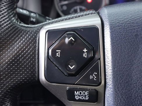 Used 2020 Toyota Tacoma SR5 image 13