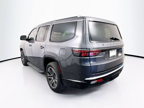 Used 2022 Jeep Wagoneer Series III w/ Convenience Group I image 5