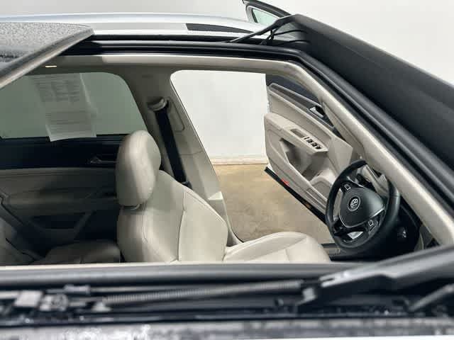 Used 2019 Volkswagen Atlas SEL AWD/4WD image 6