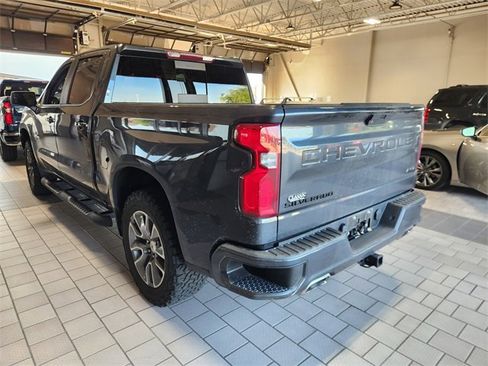 Used 2021 Chevrolet Silverado 1500 RST AWD/4WD image 4