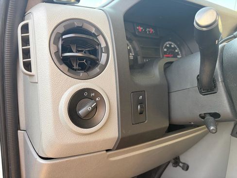 Used 2017 Ford E-350 and Econoline 350 Super Duty w/ Shuttle Bus Prep Package RWD image 21