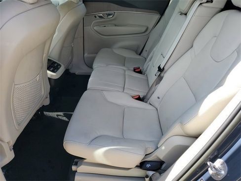 Used 2023 Volvo XC90 B5 Plus w/ Protection Package Premier image 27