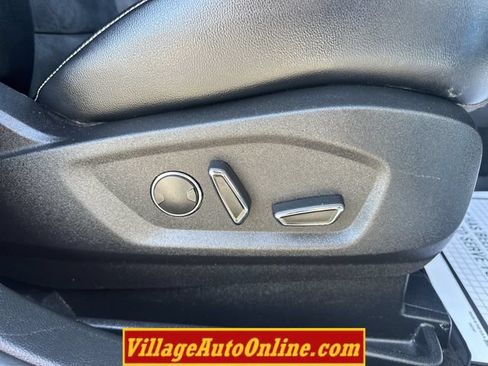 Used 2019 Ford Edge ST w/ Equipment Group 401A AWD/4WD image 47
