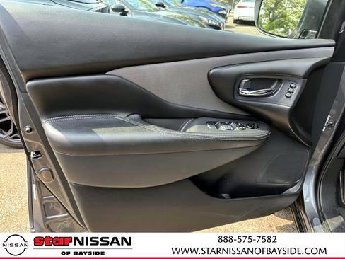 Certified 2020 Nissan Murano SL w/ Moonroof Package image 16