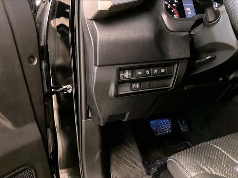 Used 2024 Toyota Tundra SR5 w/ SR5 Premium Package AWD/4WD image 31