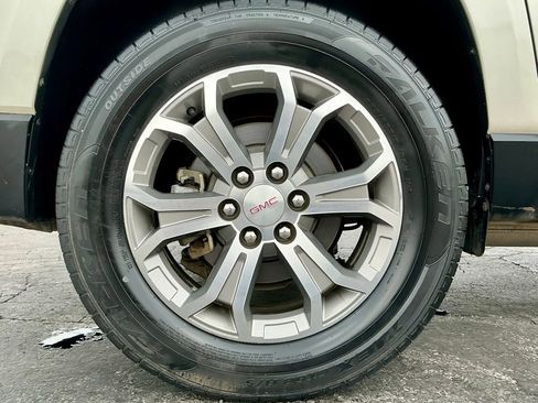 Used 2015 GMC Acadia SLT FWD image 22