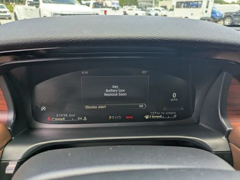 Certified 2023 Lincoln Aviator Reserve w/ Elements Package Plus AWD/4WD image 32