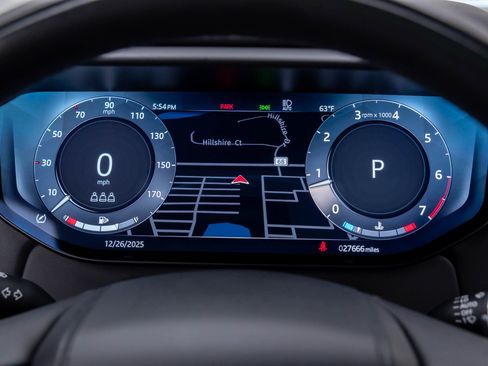 Used 2023 Land Rover Range Rover Sport SE Dynamic image 22