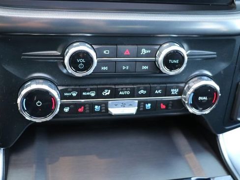 Used 2025 Ford F150 Platinum w/ Equipment Group 702A High AWD/4WD image 24