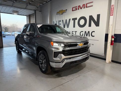 New 2026 Chevrolet Silverado 1500 LT w/ Z71 Off-Road Package image 2