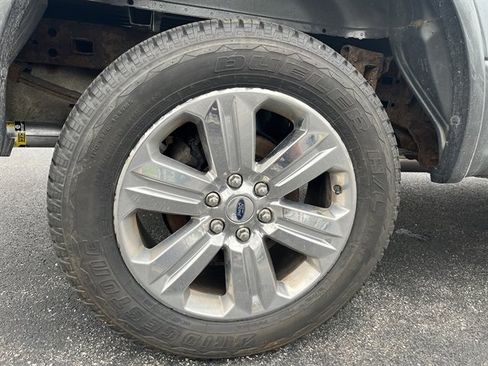 Used 2018 Ford F150 Lariat AWD/4WD image 8