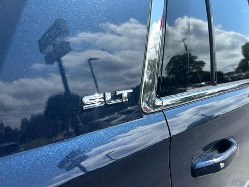 Used 2018 GMC Yukon SLT w/ Premium Edition image 37