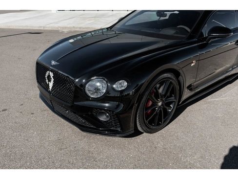 Used 2020 Bentley Continental GT image 17