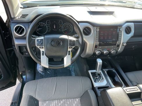 Used 2020 Toyota Tundra SR5 w/ SR5 Upgrade Package image 25