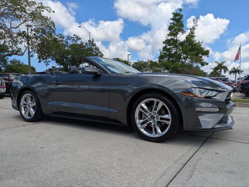 Used 2020 Ford Mustang Premium w/ Equipment Group 201A RWD image 2