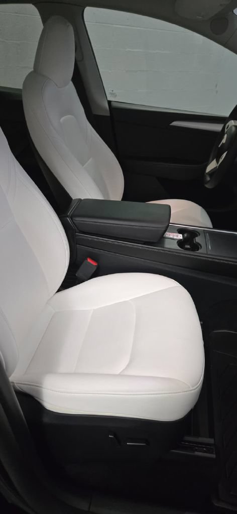 Used 2023 Tesla Model Y Long Range AWD/4WD image 9