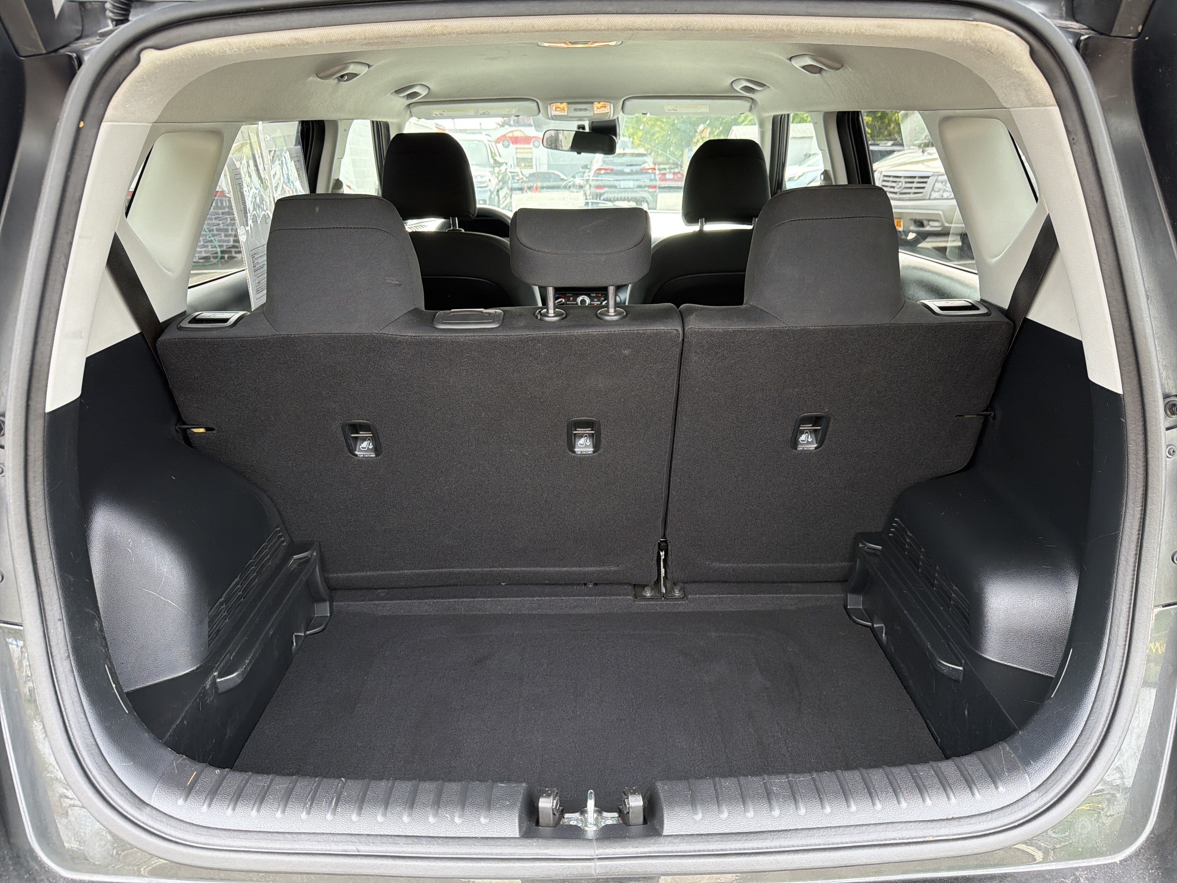 Used 2023 Kia Soul LX FWD image 5