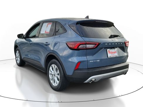 Used 2025 Ford Escape Active image 3