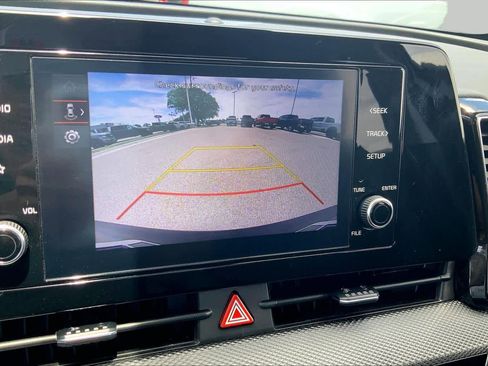 Used 2024 Kia Sportage LX FWD image 26