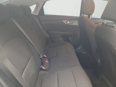 Used 2021 Kia Forte LXS FWD image 19