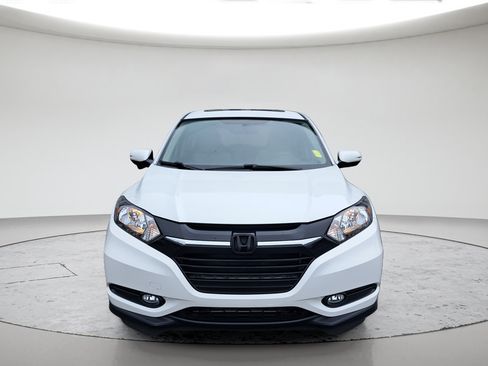 Used 2017 Honda HR-V EX image 8