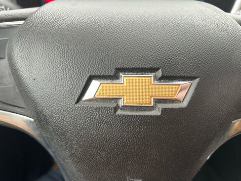 Used 2019 Chevrolet Equinox LT image 20