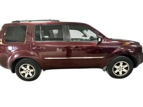 Used 2010 Honda Pilot Touring image 7