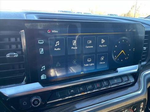 Used 2023 Chevrolet Silverado 1500 LT image 12