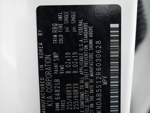 Used 2024 Kia EV9 Light Long Range RWD image 28