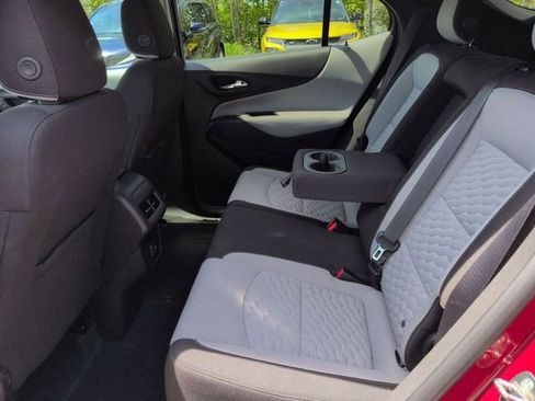 Used 2020 Chevrolet Equinox LT FWD image 23