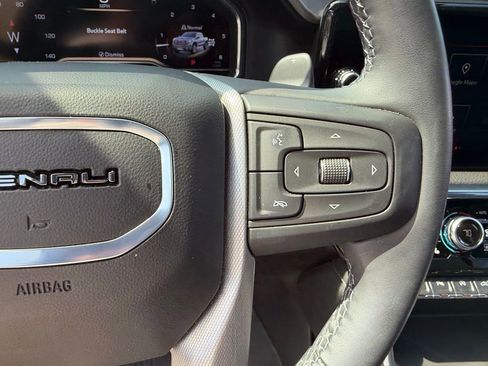 Used 2024 GMC Sierra 1500 Denali w/ Technology Package image 28