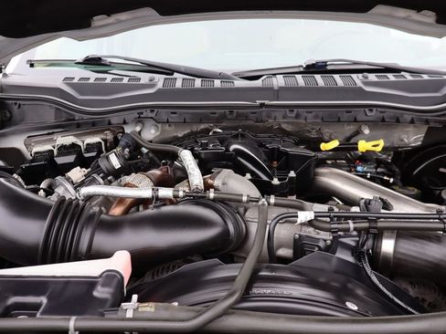 Used 2017 Ford F350 Lariat w/ Lariat Ultimate Package AWD/4WD image 46