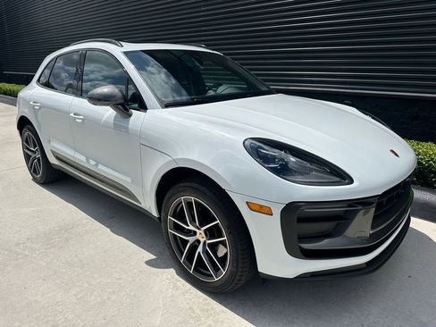 Certified 2026 Porsche Macan Turbo AWD/4WD image 11
