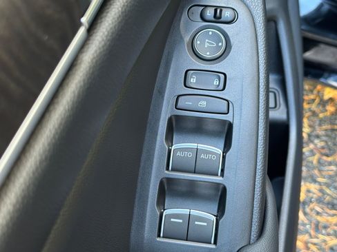 Used 2019 Honda Accord EX-L image 21